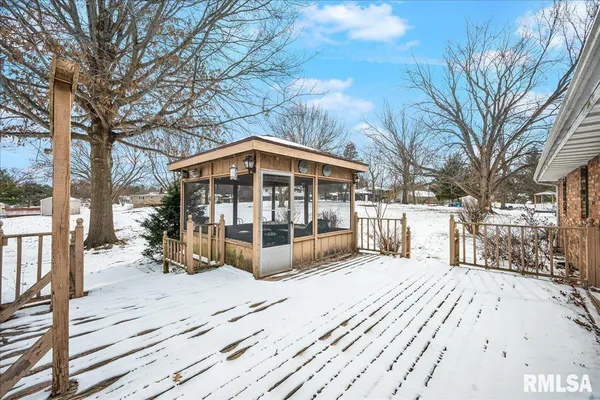 $340,000 | 229 Whispering Oaks Drive, Metamora, IL 61548