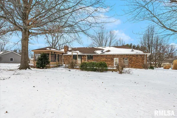 $340,000 | 229 Whispering Oaks Drive, Metamora, IL 61548