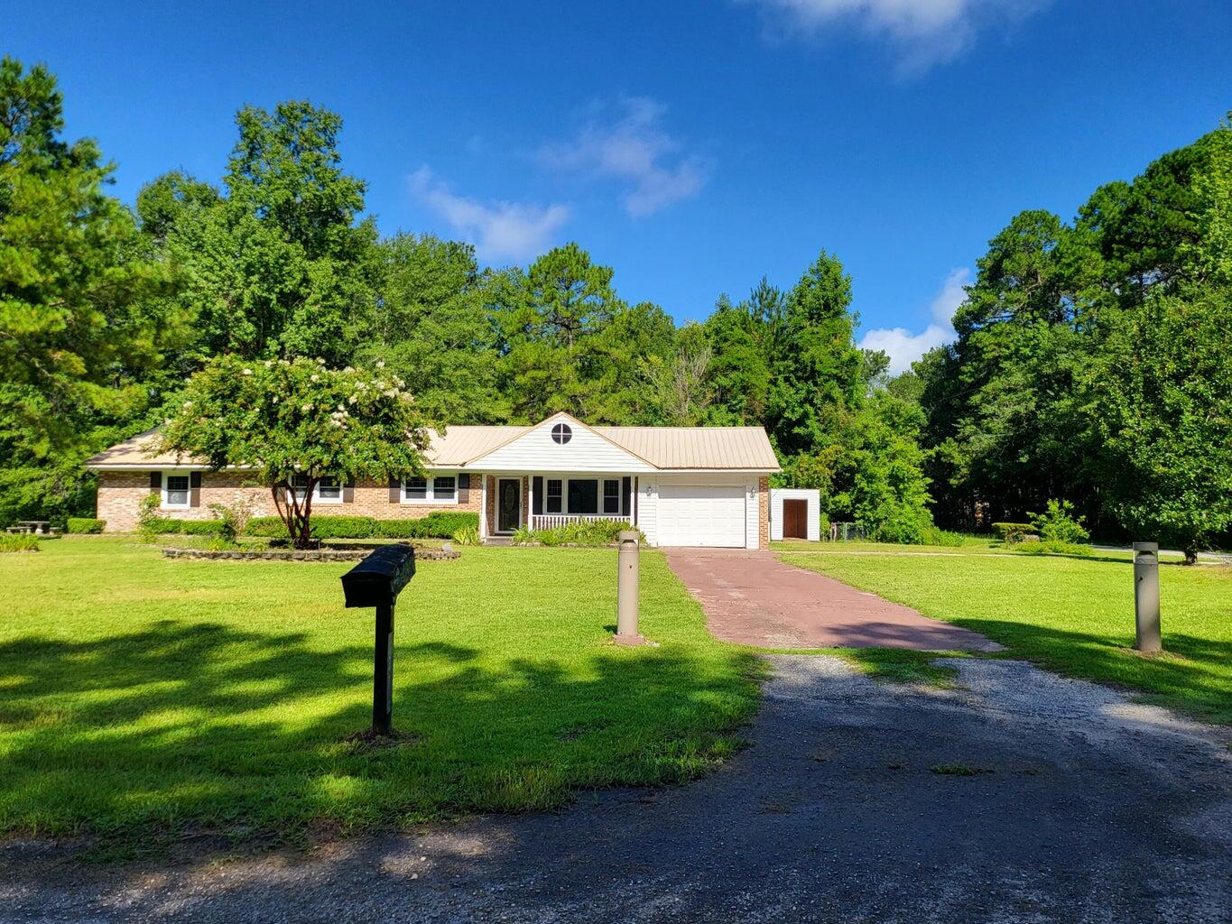 37 Beaver Creek Road Kingstree, SC 29556 - Photo 2 of 39