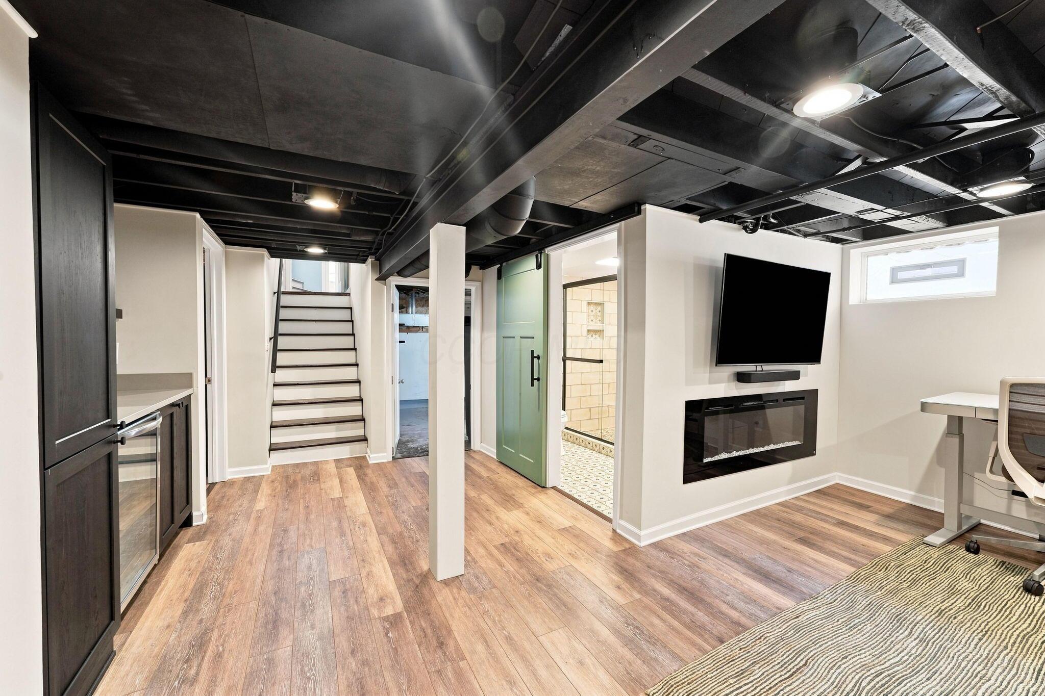 557 Fallis Road Columbus, OH 43214 - Photo 33 of 52 Finished basement
