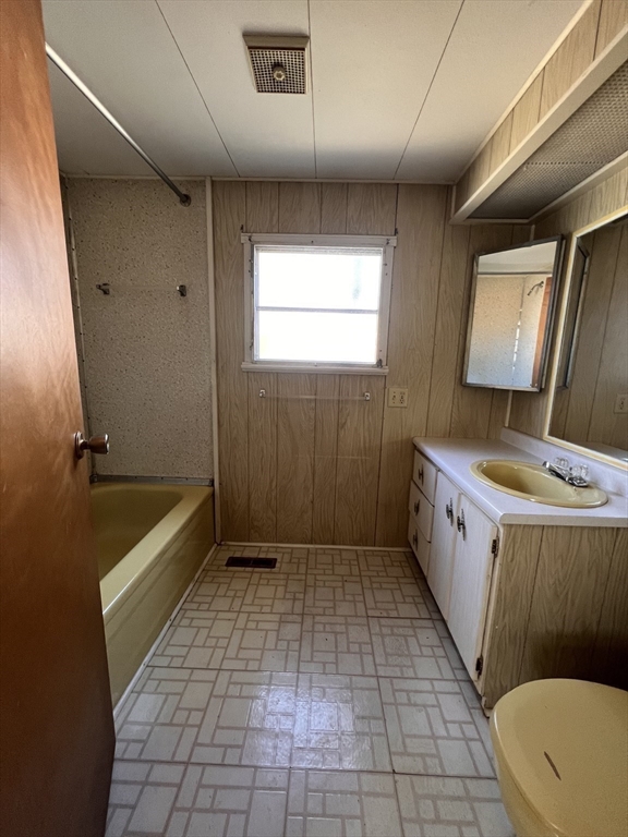 57 Timber Lane Wareham, MA 02576 - Photo 11 of 17 Gallery Image 11