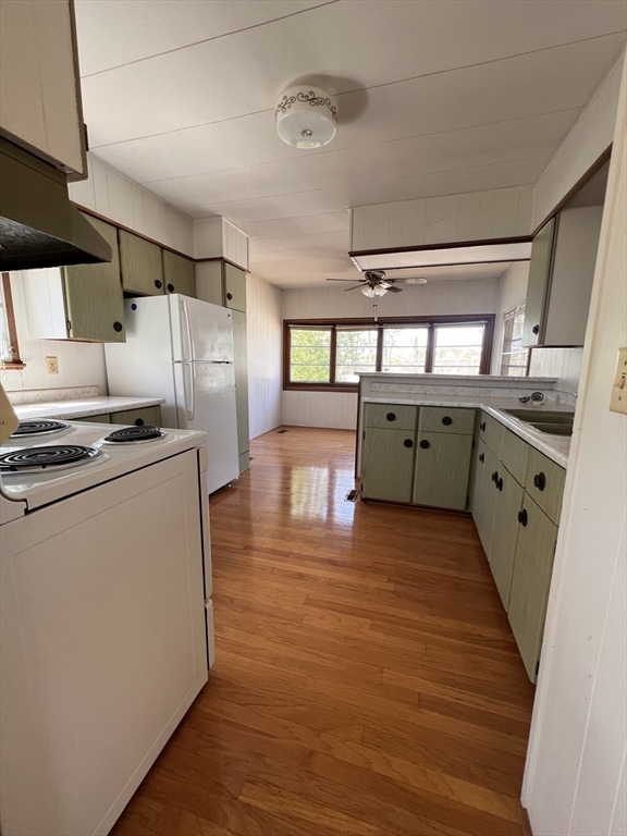 57 Timber Lane Wareham, MA 02576 - Photo 5 of 17 Gallery Image 5