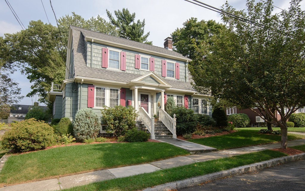 23 Harding Road Melrose, MA 02176 - Photo 1 of 22 Gallery Image 1