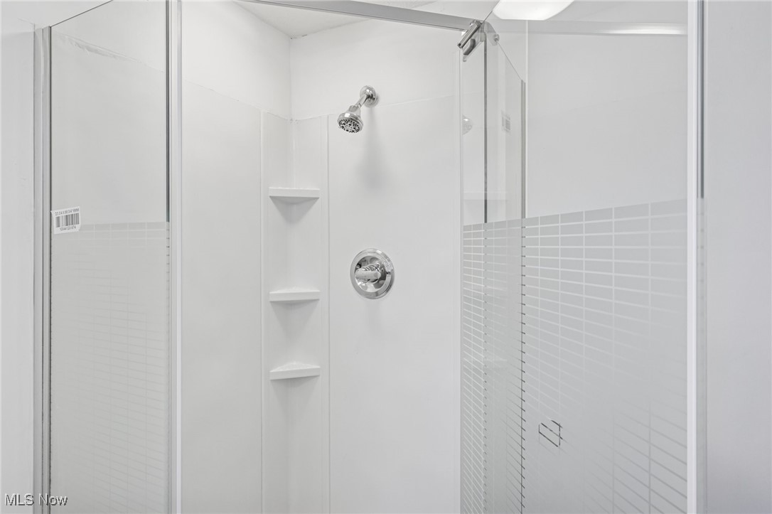 3621 Cedarbrook Road Cleveland, OH 44118 - Photo 37 of 40 Bathroom featuring a stall shower in basement
