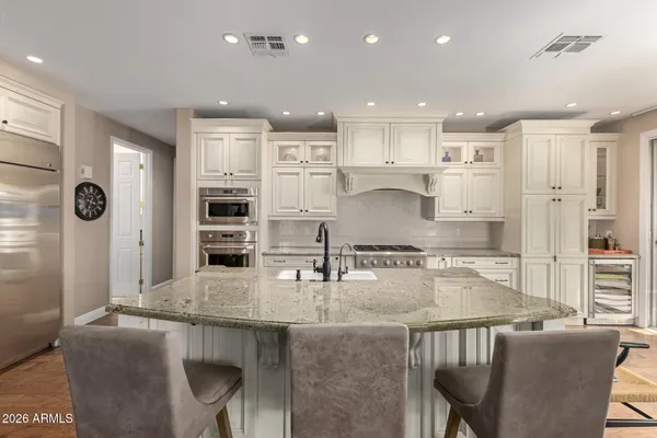 $800,000 | 1121 West Stella Lane, Phoenix, AZ 85013