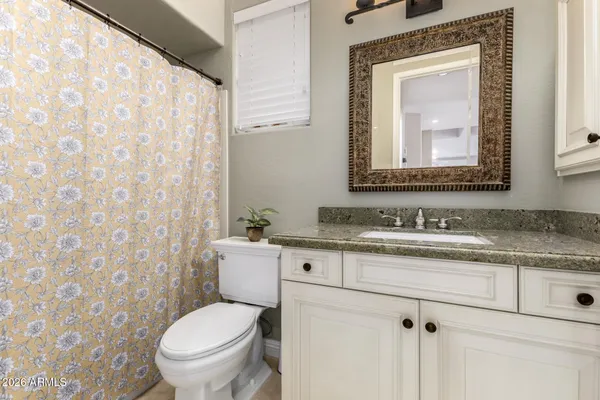 $800,000 | 1121 West Stella Lane, Phoenix, AZ 85013