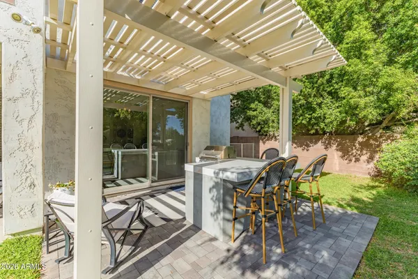 $800,000 | 1121 West Stella Lane, Phoenix, AZ 85013