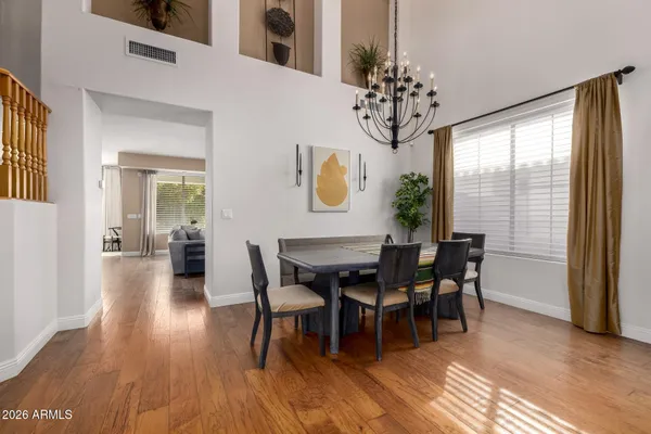 $800,000 | 1121 West Stella Lane, Phoenix, AZ 85013