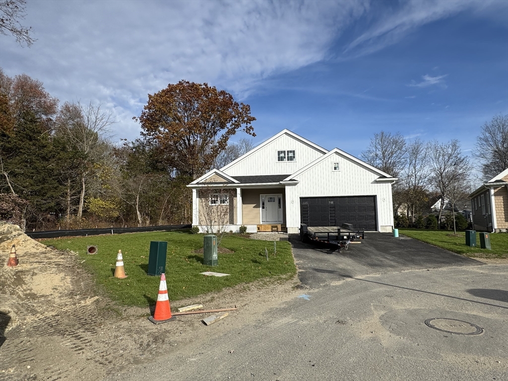 20 Coach Road South Easton, MA 01776 - Photo 2 of 11 a front view of a house with garden