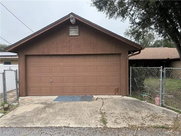 $264,900 | 401 Gardenia Avenue, McAllen, TX 78501