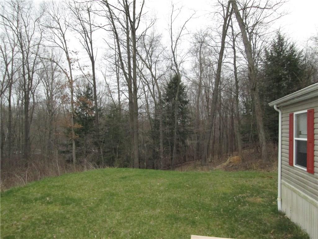431 B School Road Clinton, PA 15026 - Photo 24 of 25 View of the property to the right of the home