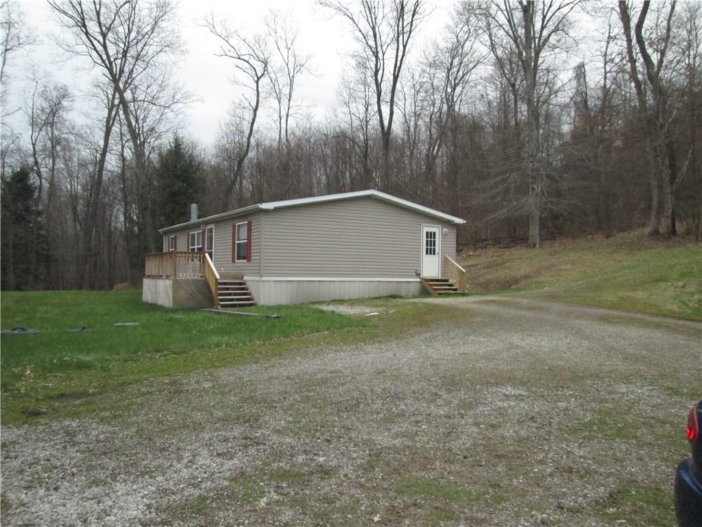 431 B School Road Clinton, PA 15026 - Photo 25 of 25 Large parking area for multiple cars