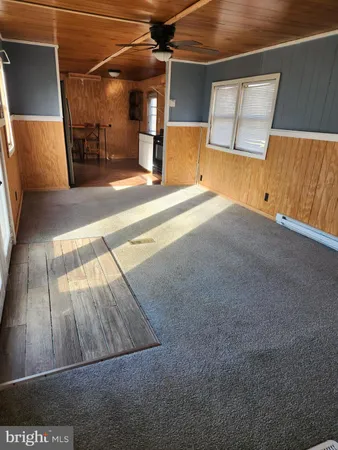 $1,250 | 9751 Winchester Avenue, Bunker Hill, WV 25413