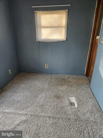 $1,250 | 9751 Winchester Avenue, Bunker Hill, WV 25413