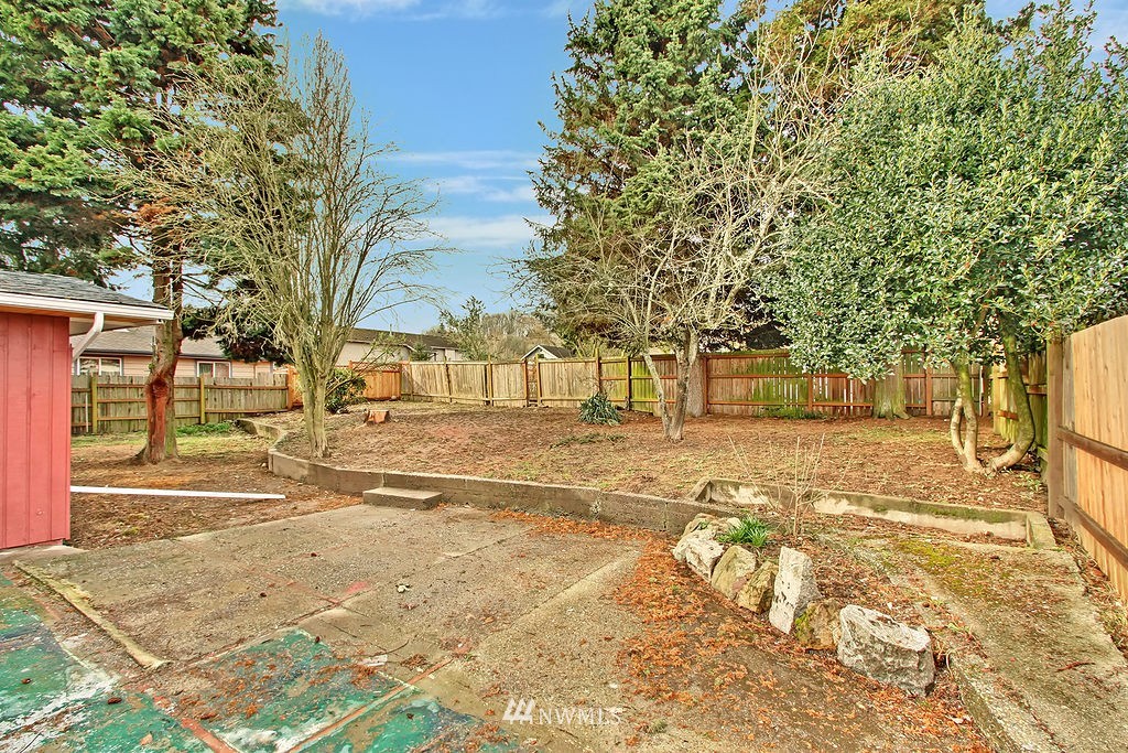 6533 Delridge Way Southwest Seattle, WA 98106 - Photo 17 of 20 Gallery Image 17