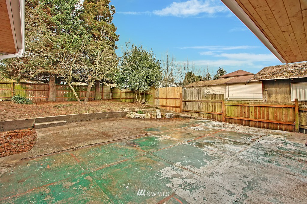 6533 Delridge Way Southwest Seattle, WA 98106 - Photo 18 of 20 Gallery Image 18