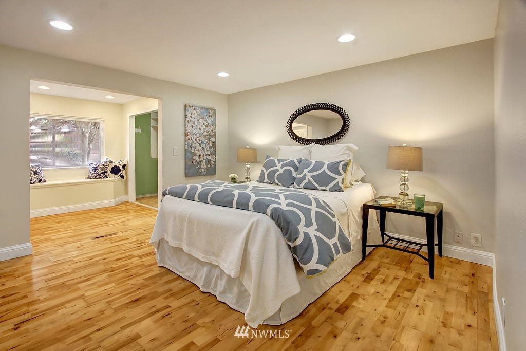 6533 Delridge Way Southwest Seattle, WA 98106 - Photo 9 of 20 Gallery Image 9