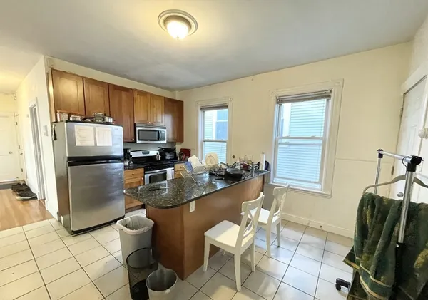 $5,800 | 17 Sachem Street, Unit 3, Boston, MA 02120