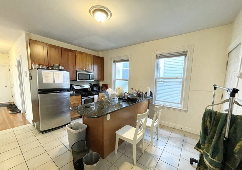 17 Sachem Street, Unit 3 Boston, MA 02120 - Photo 2 of 9