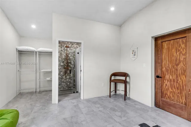 $10,000 | 535 North Biscayne River Drive, Unit 1, Miami, FL 33169