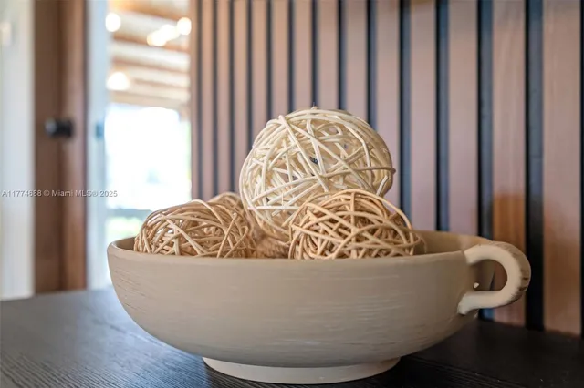 $10,000 | 535 North Biscayne River Drive, Unit 1, Miami, FL 33169