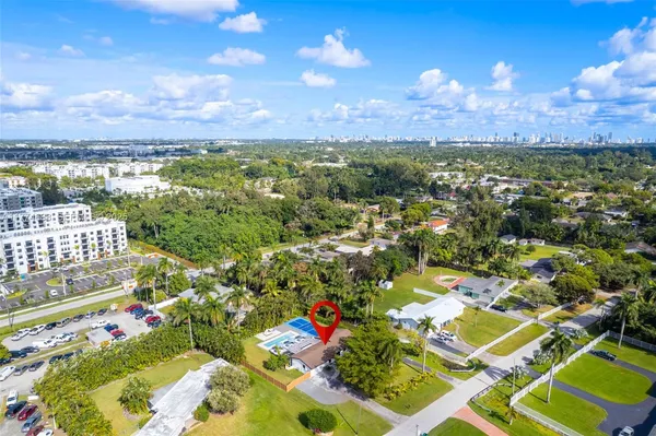 $10,000 | 535 North Biscayne River Drive, Unit 1, Miami, FL 33169