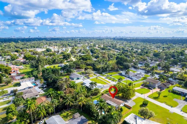 $10,000 | 535 North Biscayne River Drive, Unit 1, Miami, FL 33169