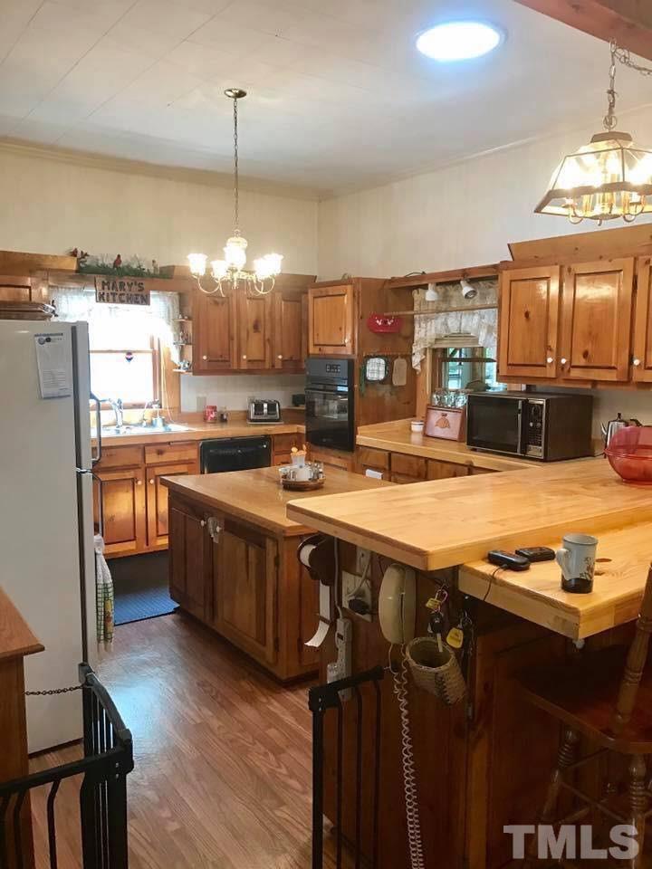 2768 Leasburg Road Roxboro, NC 27574 - Photo 8 of 26
