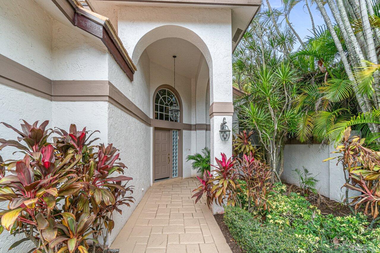 5537 Northwest 21st Way Boca Raton, FL 33496 - Photo 3 of 27 004-5537Northwest21stWay-BocaRaton-FL-33