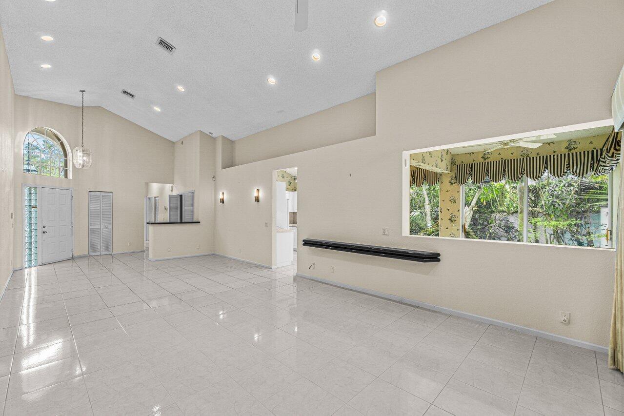 5537 Northwest 21st Way Boca Raton, FL 33496 - Photo 6 of 27 012-5537Northwest21stWay-BocaRaton-FL-33