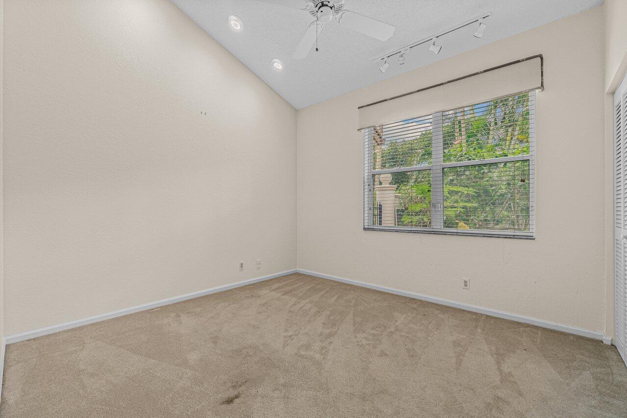 5537 Northwest 21st Way Boca Raton, FL 33496 - Photo 8 of 27 005-5537Northwest21stWay-BocaRaton-FL-33