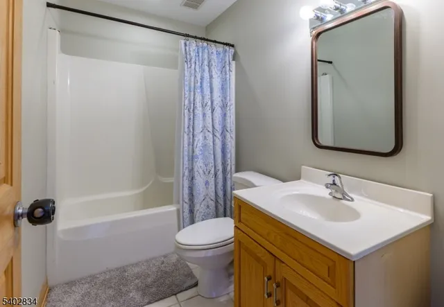 $1,399,900 | 21 Starrett Court, Sparta, NJ 07871