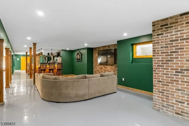 $1,399,900 | 21 Starrett Court, Sparta, NJ 07871