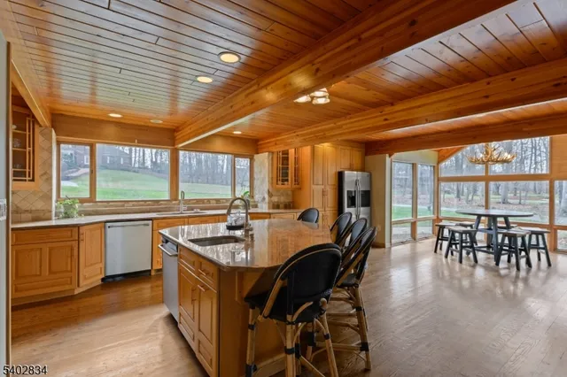 $1,399,900 | 21 Starrett Court, Sparta, NJ 07871