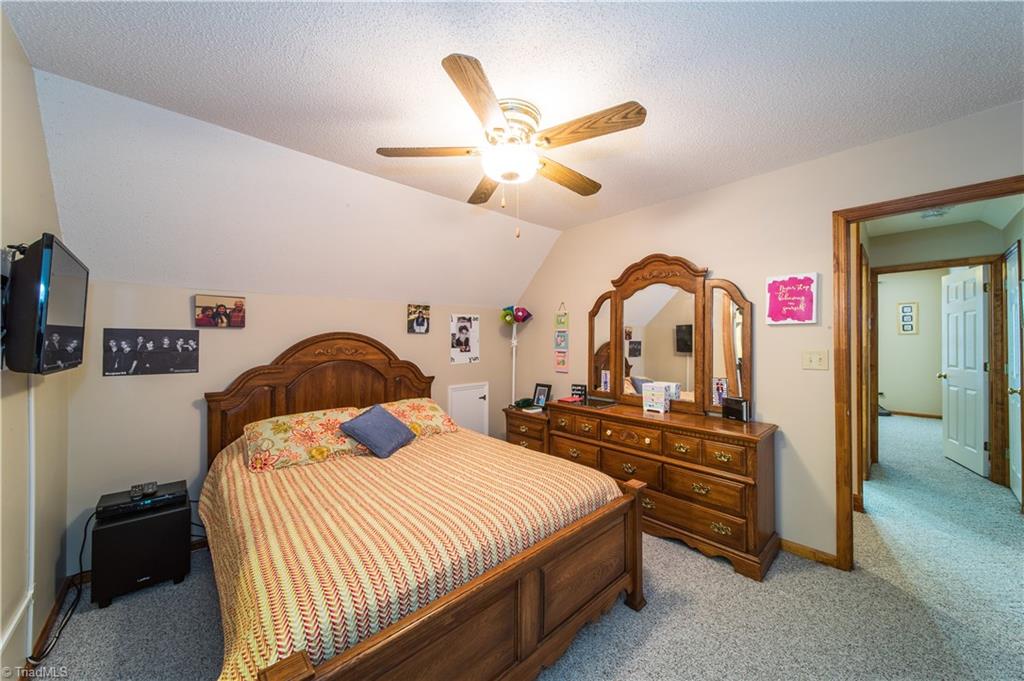 7945 Rte 2156 Walnut Cove, NC 27052 - Photo 14 of 30 Gallery Image 14