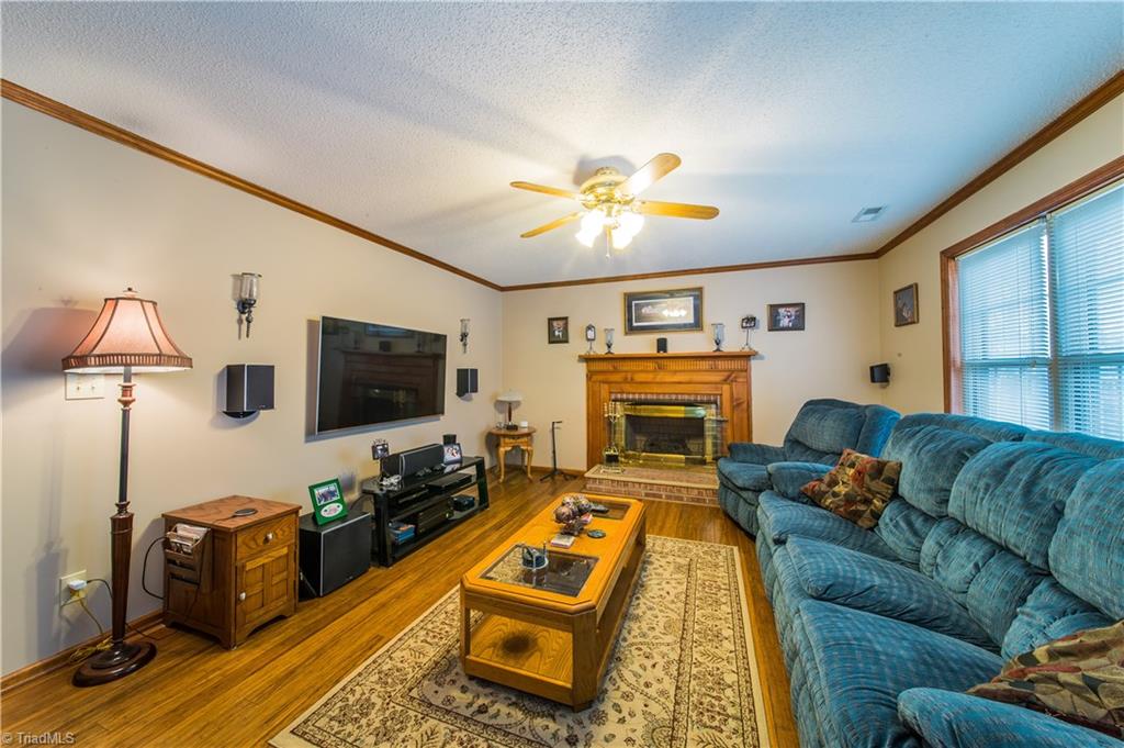 7945 Rte 2156 Walnut Cove, NC 27052 - Photo 4 of 30 Gallery Image 4