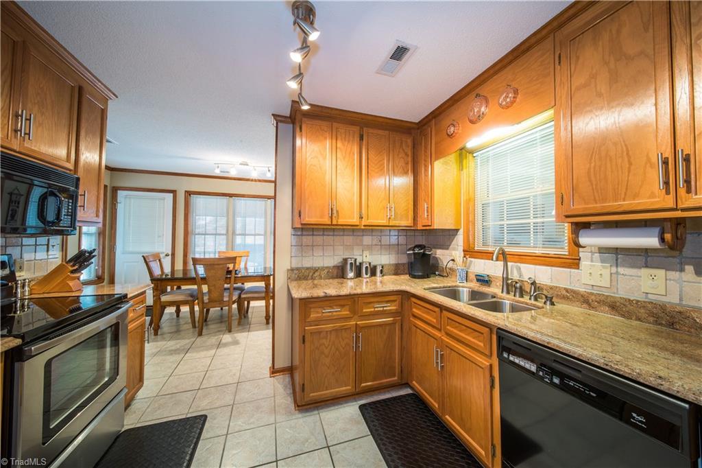 7945 Rte 2156 Walnut Cove, NC 27052 - Photo 6 of 30 Gallery Image 6