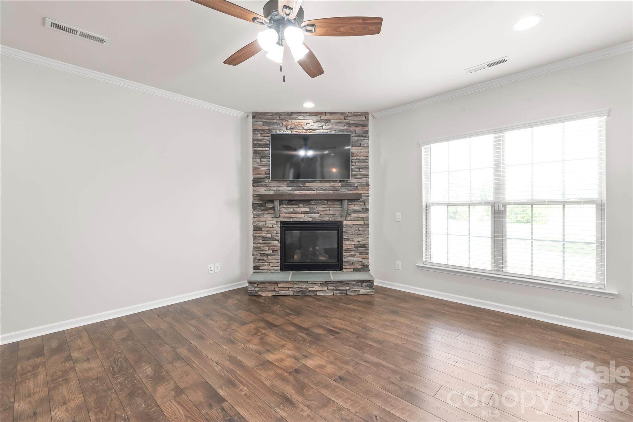 4010 Woodsmill Road Fort Mill, SC 29707 - Photo 4 of 37