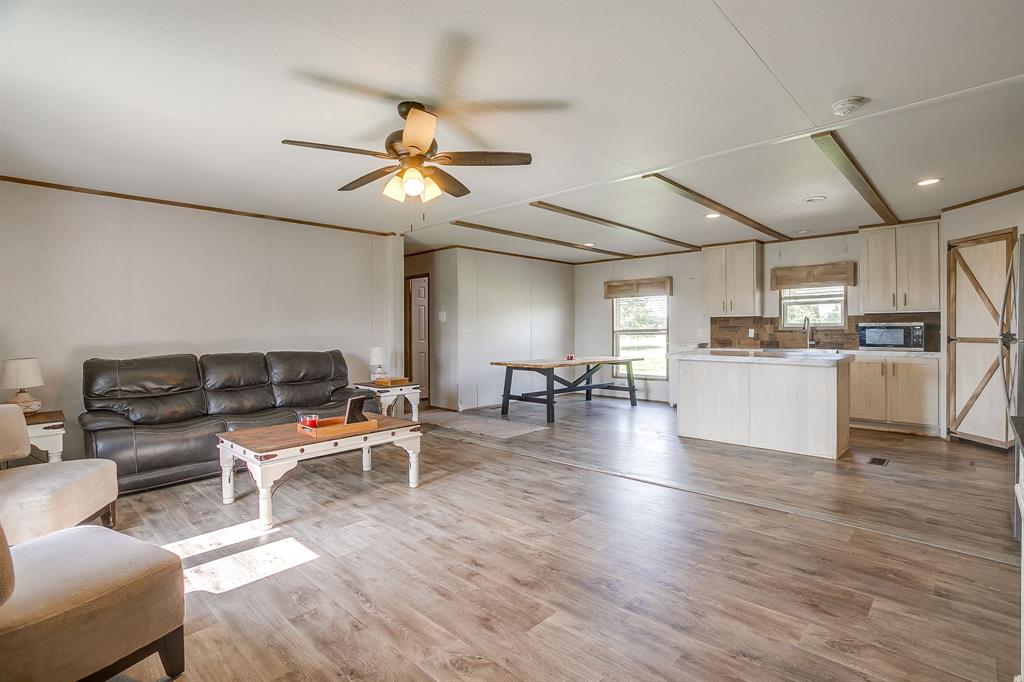 701 Trails End Poolville, TX 76487 - Photo 13 of 39