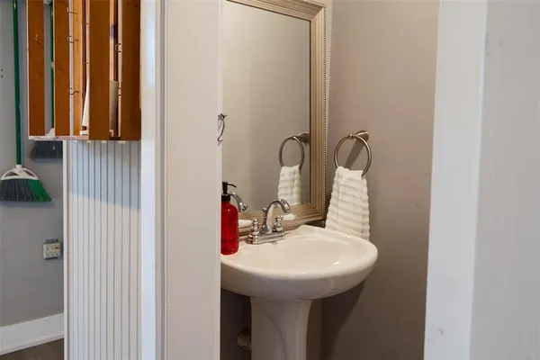$499,500 | 508 North Virginia Street, Terrell, TX 75160