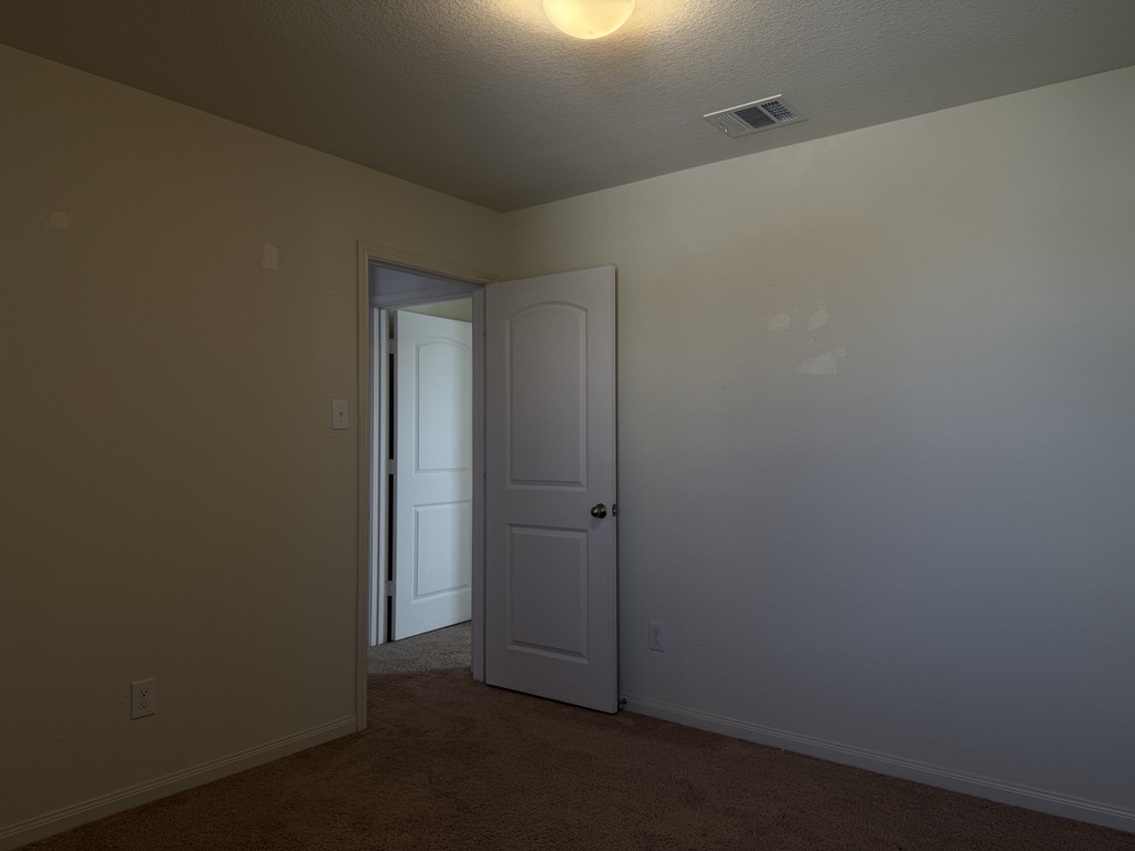 709 Yearwood Lane, Unit 48E Jarrell, TX 76537 - Photo 19 of 39 a view of small space