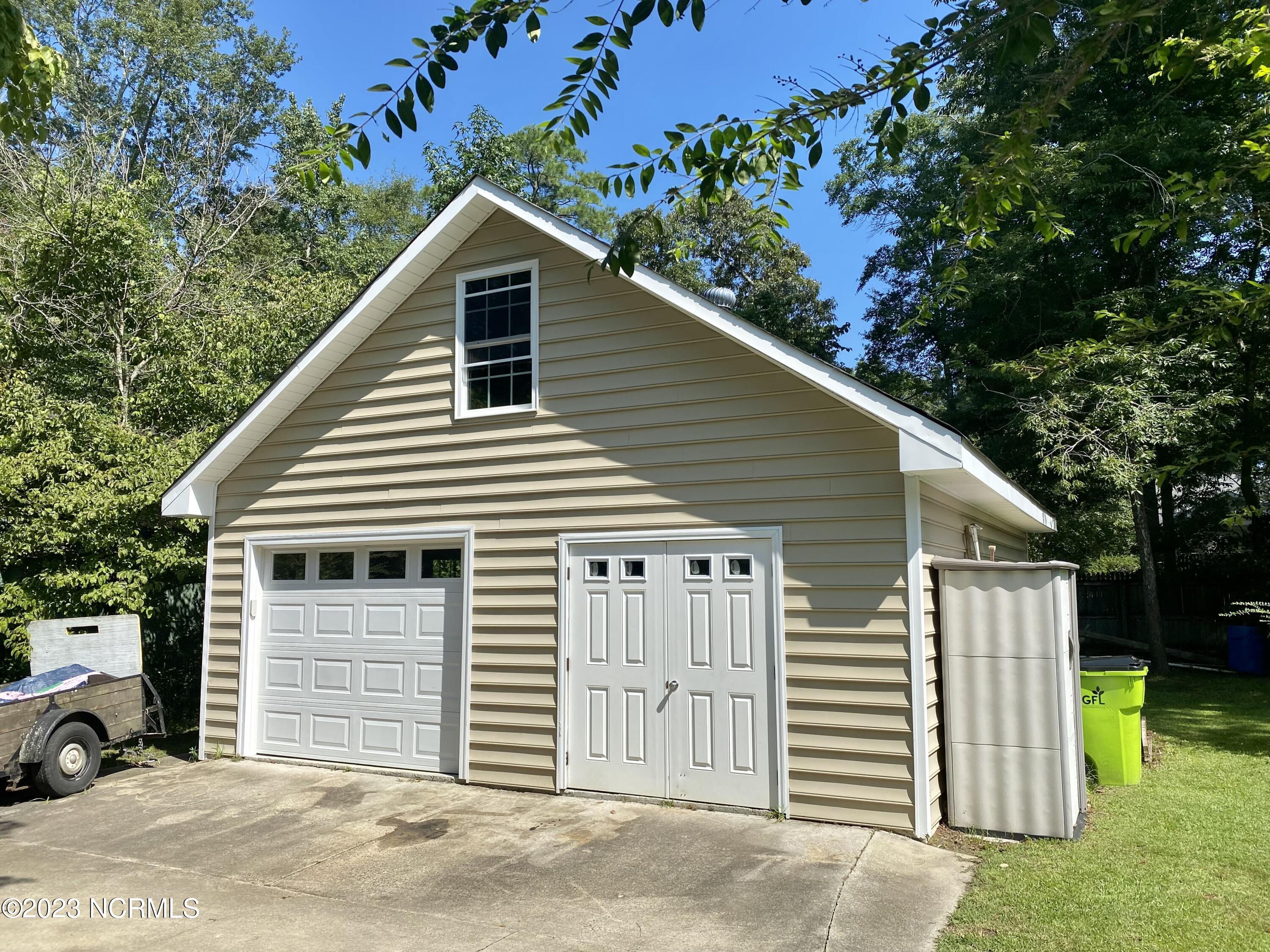 412 Rockledge Road New Bern, NC 28562 - Photo 6 of 51 IMG_6325