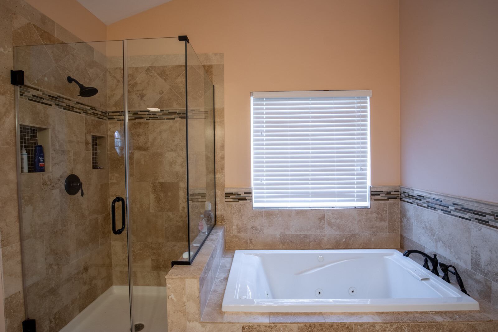 2101 Silverleaf Court Addison, IL 60101 - Photo 32 of 41 a bathroom with a bath tub and a shower