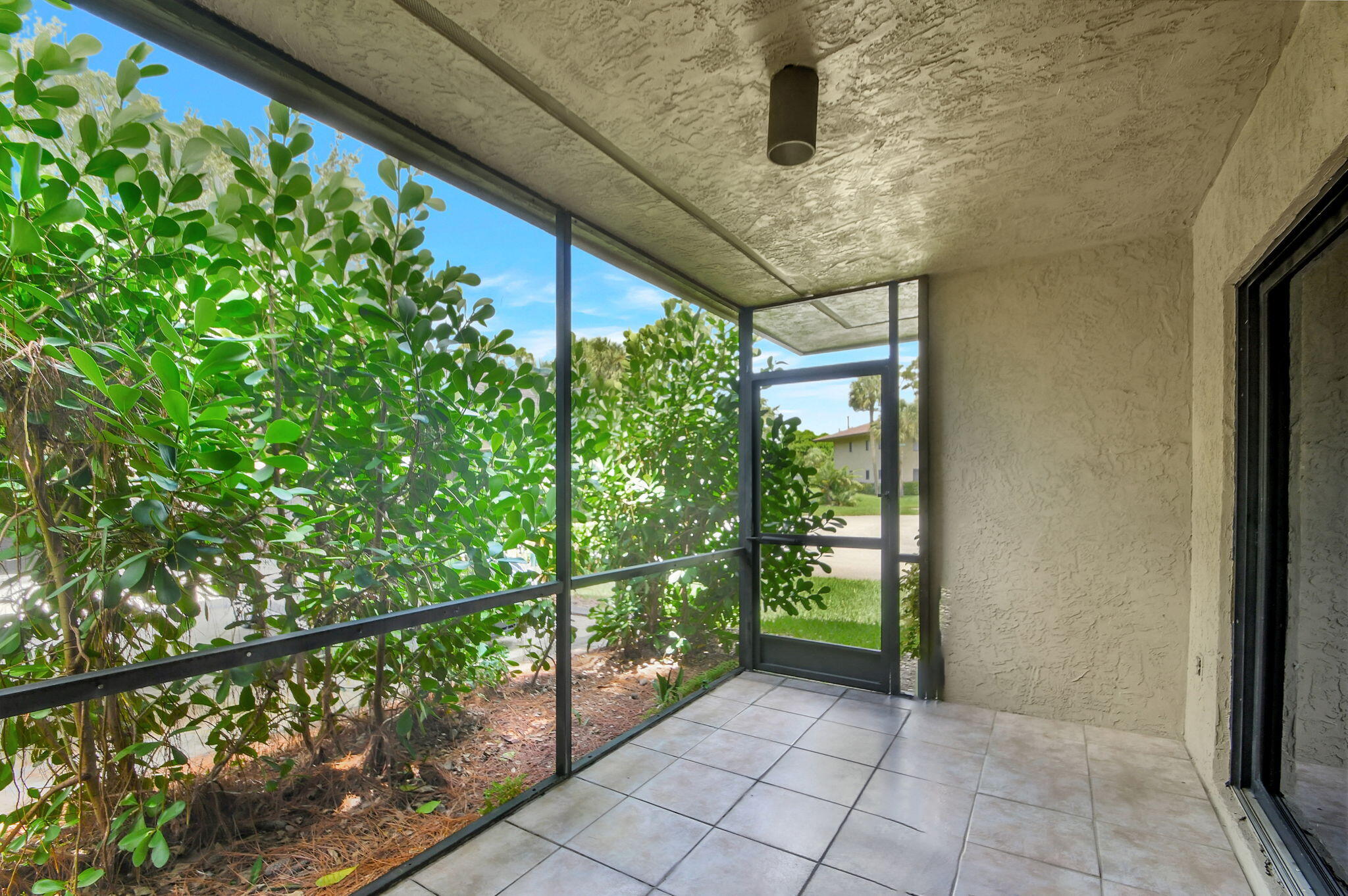4307 Wood Ride Road, Unit C Boynton Beach, FL 33436 - Photo 20 of 37 26-web-or-mls-DSC_2635