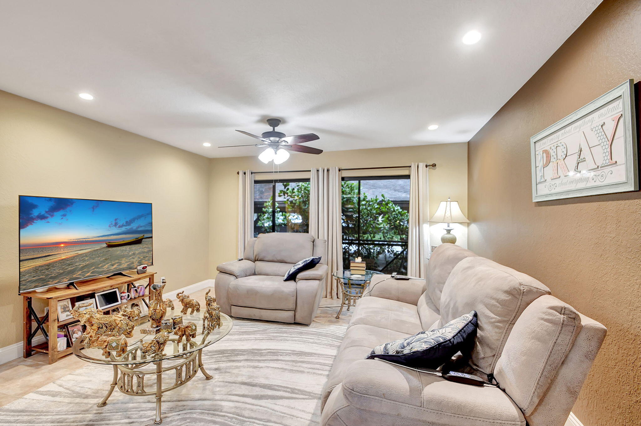 4307 Wood Ride Road, Unit C Boynton Beach, FL 33436 - Photo 4 of 37 11-web-or-mls-DSC_2546