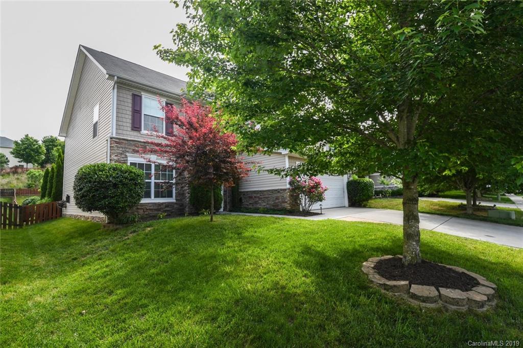 9224 Seamill Road Charlotte, NC 28278 - Photo 2 of 33 Gallery Image 2