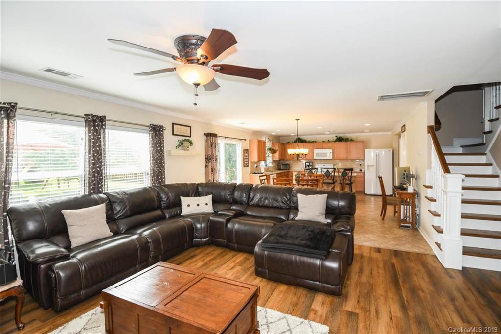 9224 Seamill Road Charlotte, NC 28278 - Photo 11 of 33 Gallery Image 11