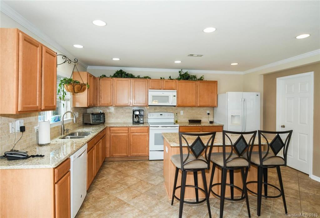 9224 Seamill Road Charlotte, NC 28278 - Photo 14 of 33 Gallery Image 14