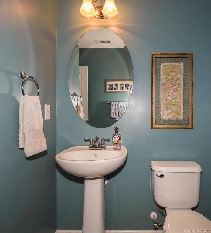 9224 Seamill Road Charlotte, NC 28278 - Photo 16 of 33 Gallery Image 16