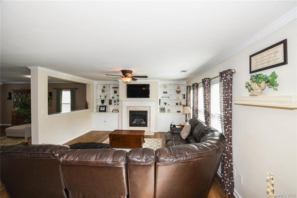 9224 Seamill Road Charlotte, NC 28278 - Photo 10 of 33 Gallery Image 10